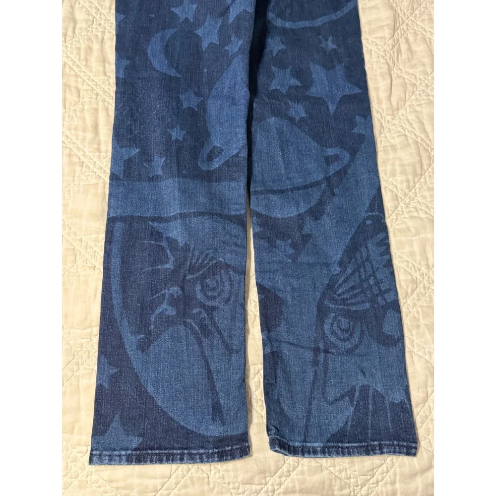True Religion Geno Slim Straight Lasered Celestial Stars Moon Jean Blue Mens 32
